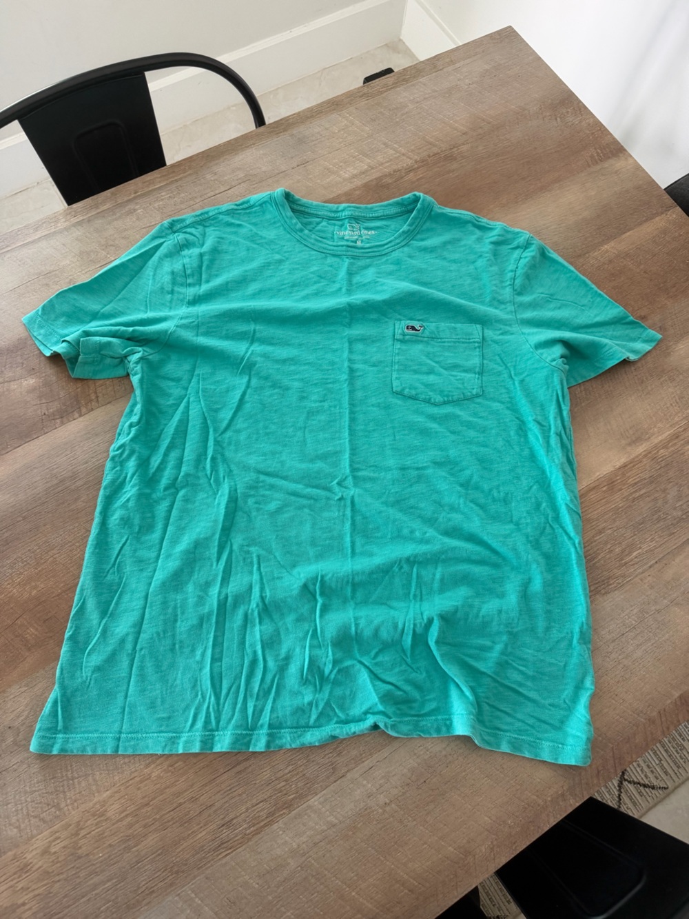 Vineyard Vines Men’s Turquoise Pocket T-Shirt – Size Medium